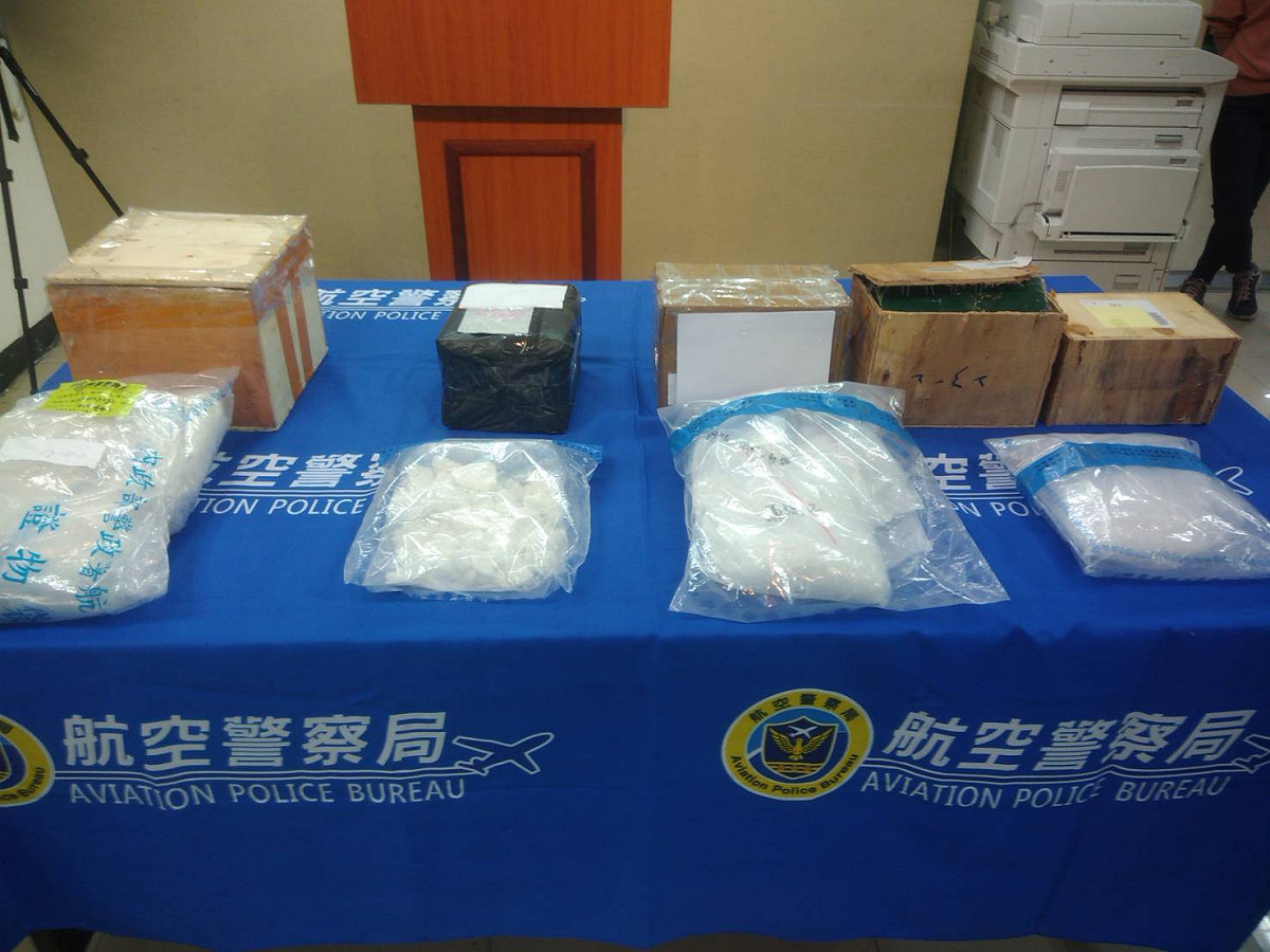 航警局自今年1月迄今已陸續查獲各類毒品走私，總重量達30公斤。 圖：航警局／提供