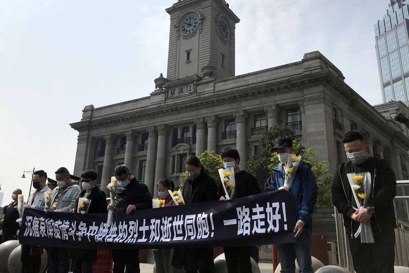 武漢解封，全市哀悼病逝烈士及同胞。 圖：中新社