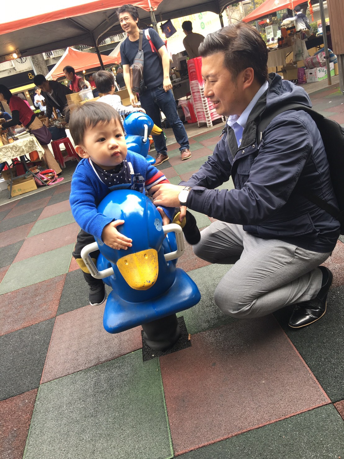 新北市議員張志豪提醒市府加強使用公共遊具的防疫宣導。 圖：張志豪/提供