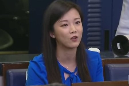 鳳凰衛視駐華盛頓記者王又又。 圖：翻攝自白宮推特