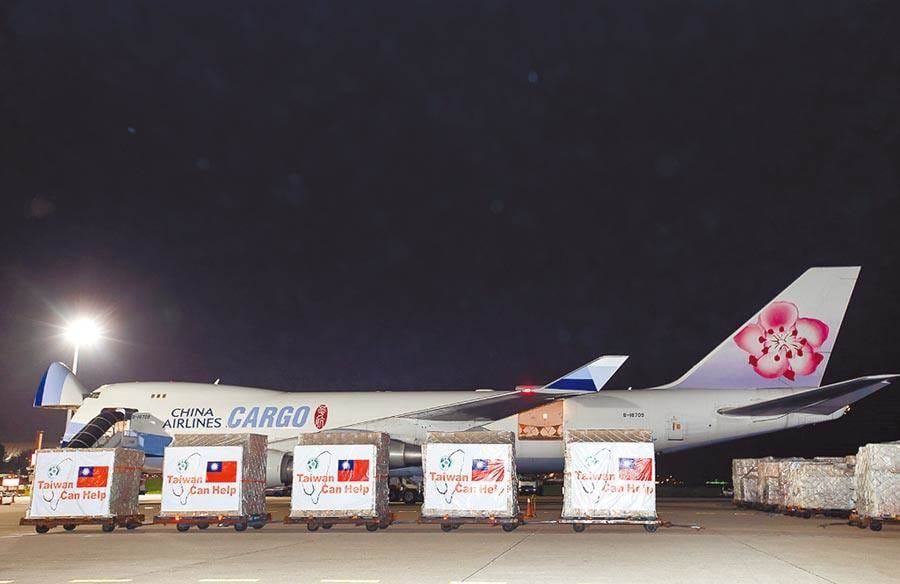 國際航空公司改名中國台灣的議題，但經駐外館交涉已有22家成功正名，而「華航正名」議題也再度被提起。 圖：翻攝外交部推特