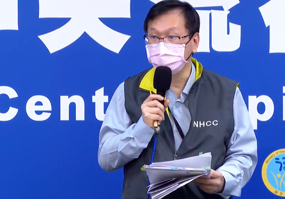 中央流行疫情指揮中心發言人莊人祥 圖：翻攝疾管署直播畫面
