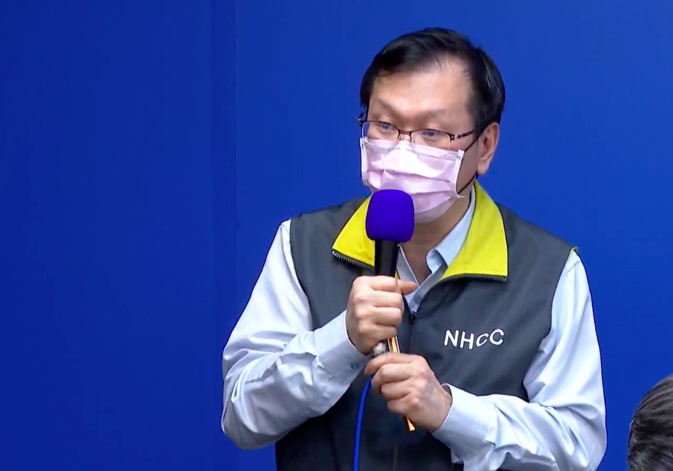 中央流行疫情指揮中心發言人莊人祥 圖：翻攝疾管署直播畫面