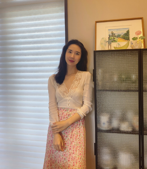 天貓總裁蔣凡妻子常在微博曬照，引來許多粉絲關注。 （翻攝自「花花董花花」微博）