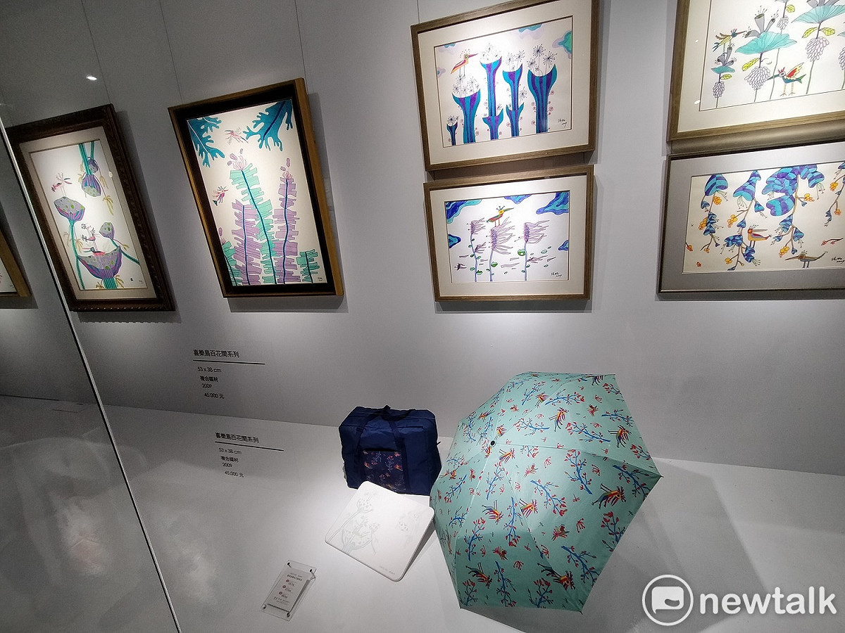 中友百貨取得林純如老師的授權，使用「喜樂鳥百花間」畫作圖騰設計了3款獨家會員禮。 圖：唐復年/攝