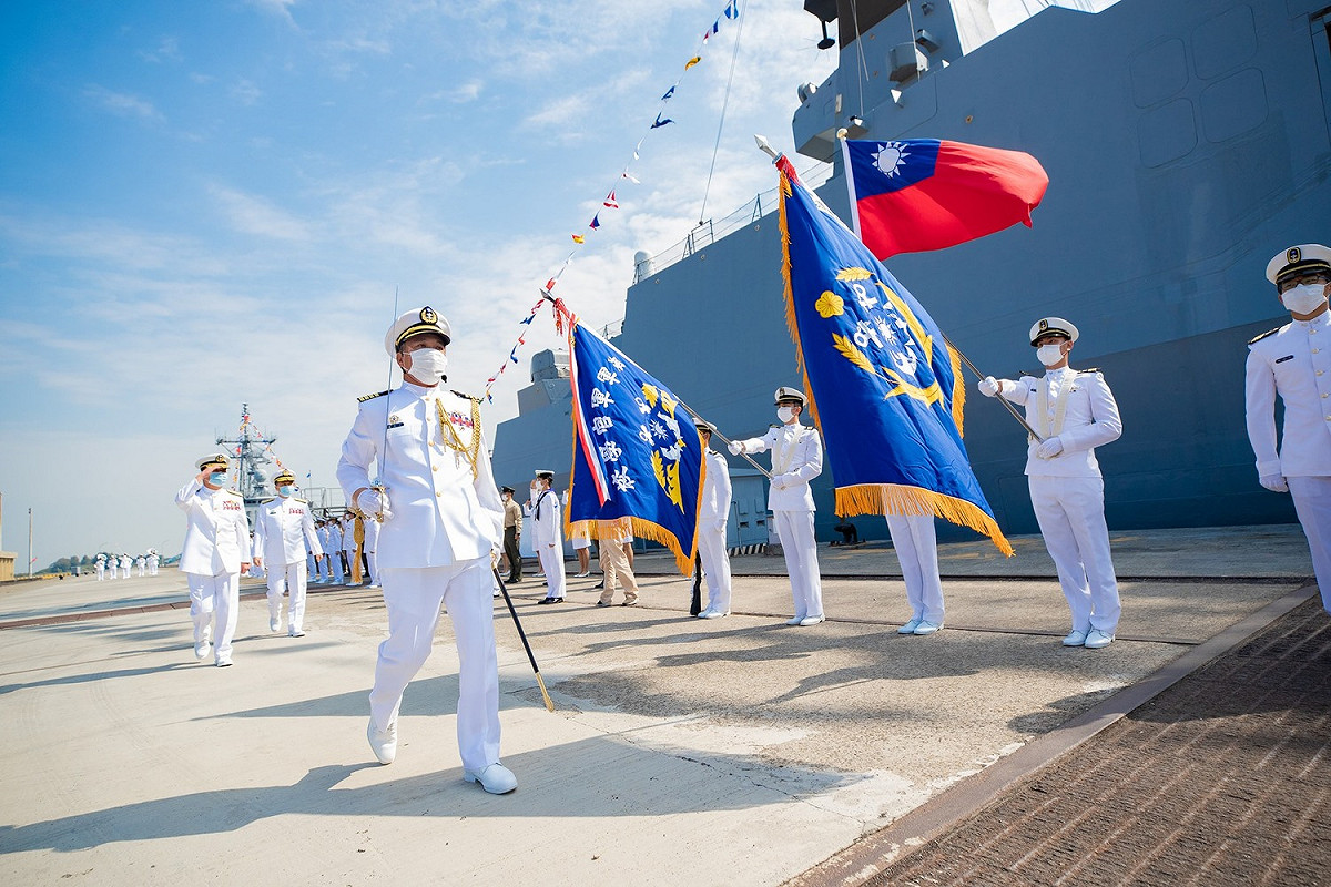 海軍遭到懲處。 圖：翻攝自中華民國海軍臉書