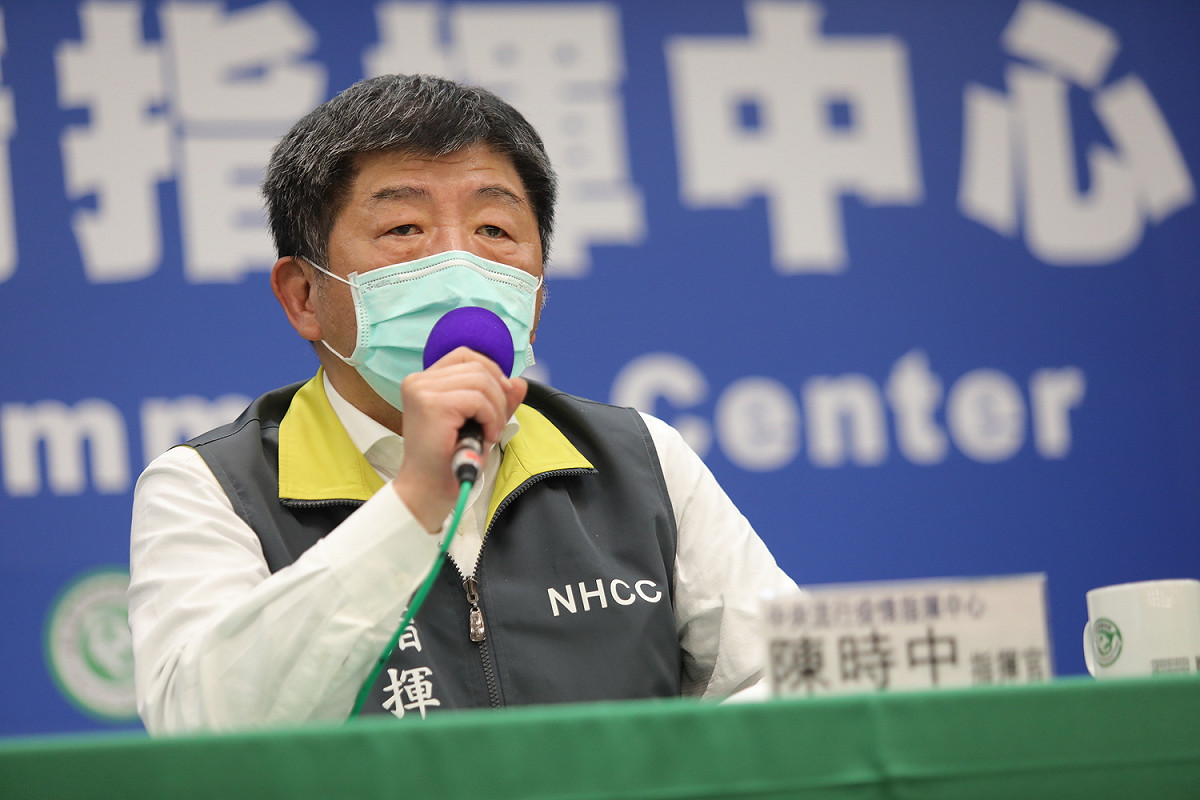 中央流行疫情指揮中心 19 日公布增加 22 例確診，其中 21 例來自敦睦艦隊。 圖／中央流行疫情指揮中心