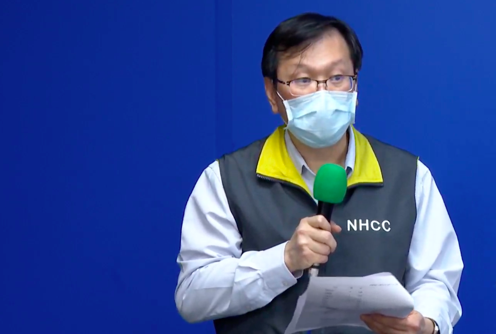 中央流行疫情指揮中心發言人莊人祥 圖：翻攝疾管署直播畫面