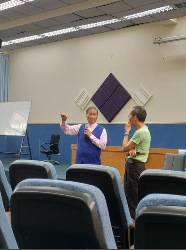 國立中山大學邀請統促黨的「白狼」張安樂（左）前往演講，引發軒然大波。 圖：新頭殼資料照/翻攝自PTT