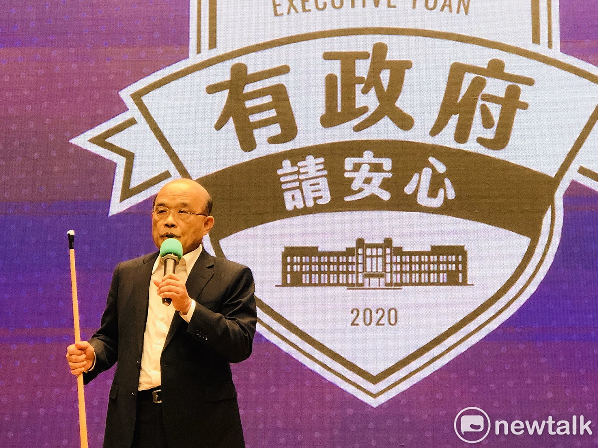 ，行政院長蘇貞昌今（22）天表示，疫情嚴峻，但中國飛機船艦還是不停繞台、擾台，保國衛民一刻不能停，出海演訓是對的。 圖：謝莉慧/攝