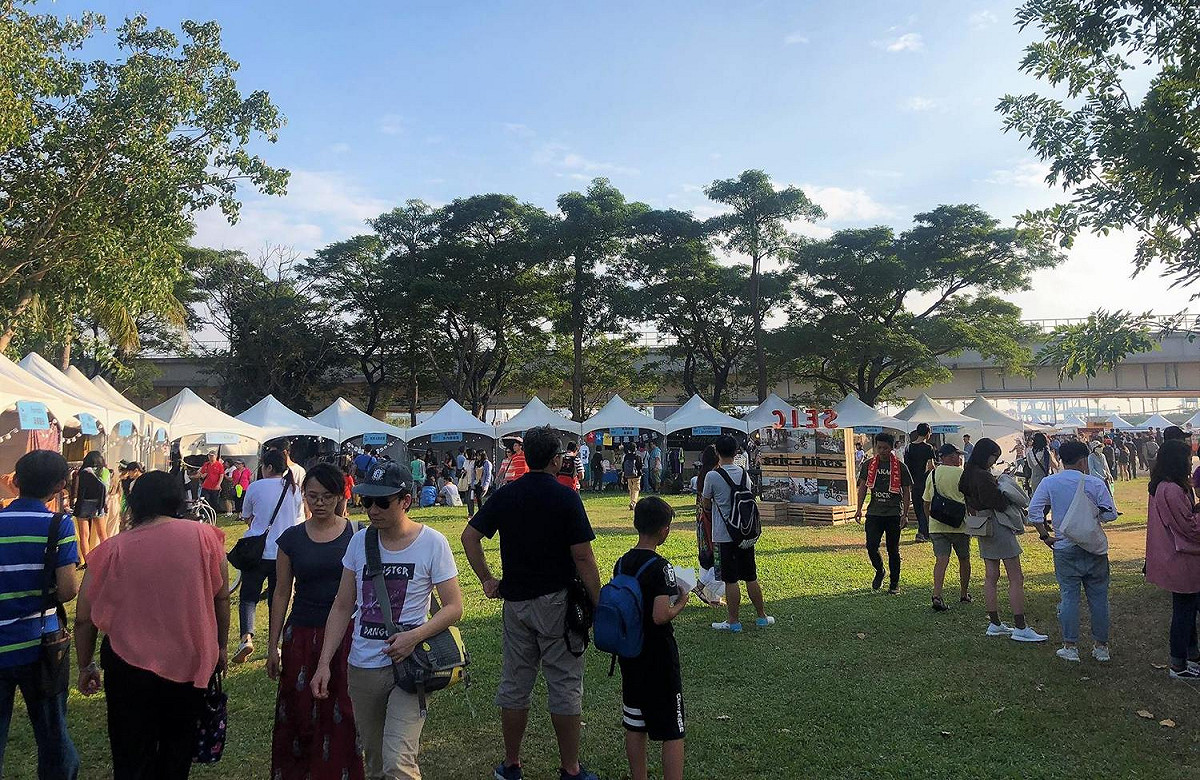 逢磐石艦隊群聚感染關鍵期，駁二特區宣布停辦兩周特色市集。 圖：翻攝自駁二藝術特區臉書（資料照）