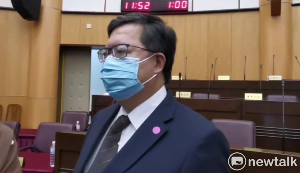 鄭文燦表示，桃園市密閉式娛樂空間的公安稽查工作會按計劃執行，強調公安沒有防疫假期。 圖：林昀真/攝