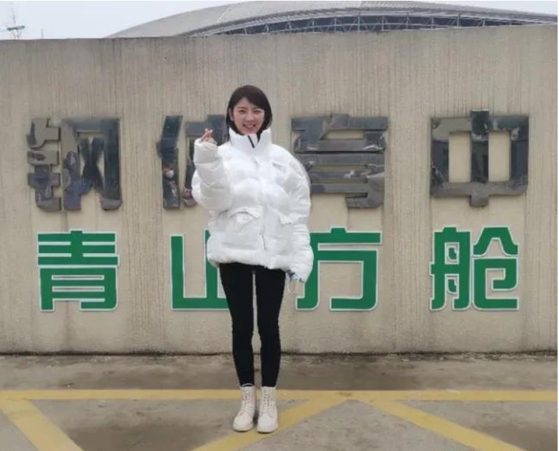 對於該文章，賈曉月本人否認，並表示有獲得了政府給予的補助還有榮譽證書。 圖：翻攝自微博