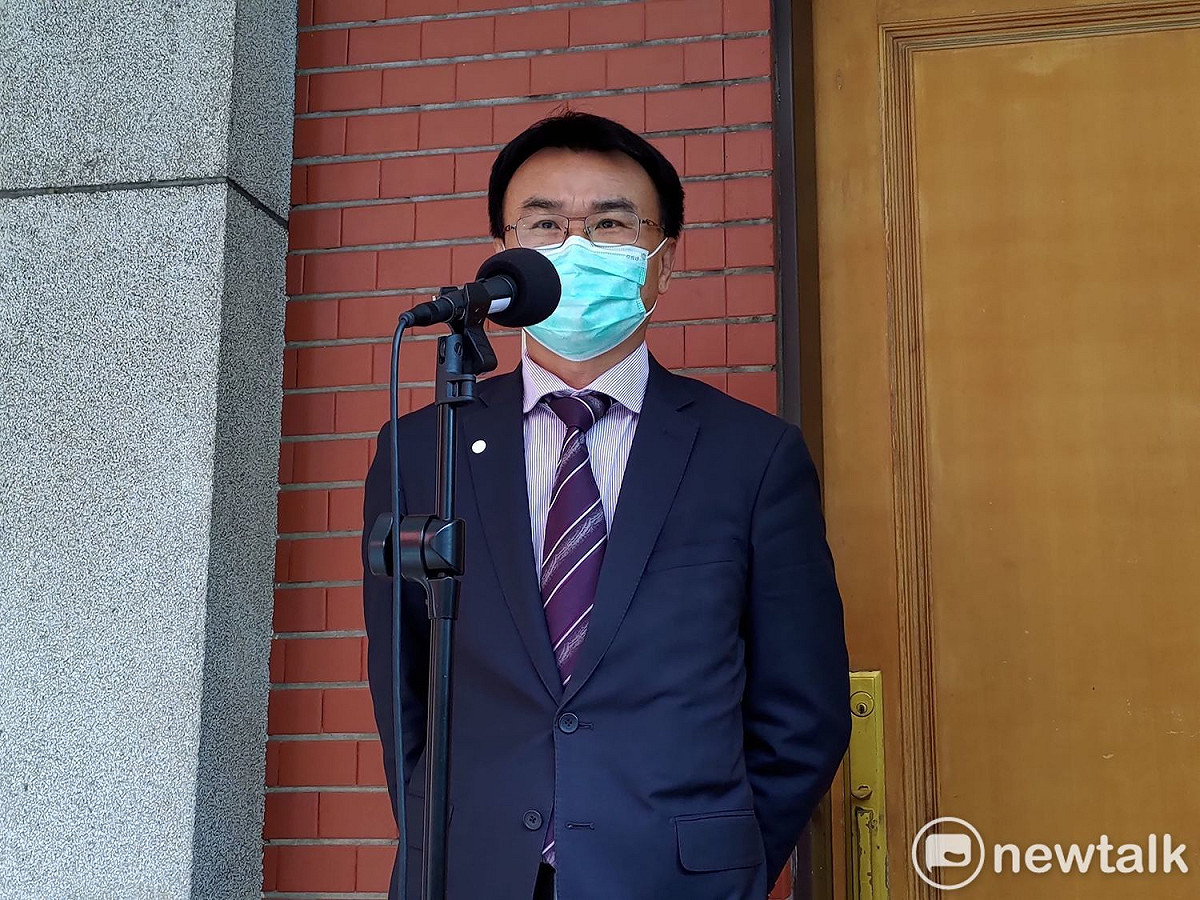 農委會主委陳吉仲說明制定農田水利法的草案重點。 圖：黃建豪/攝