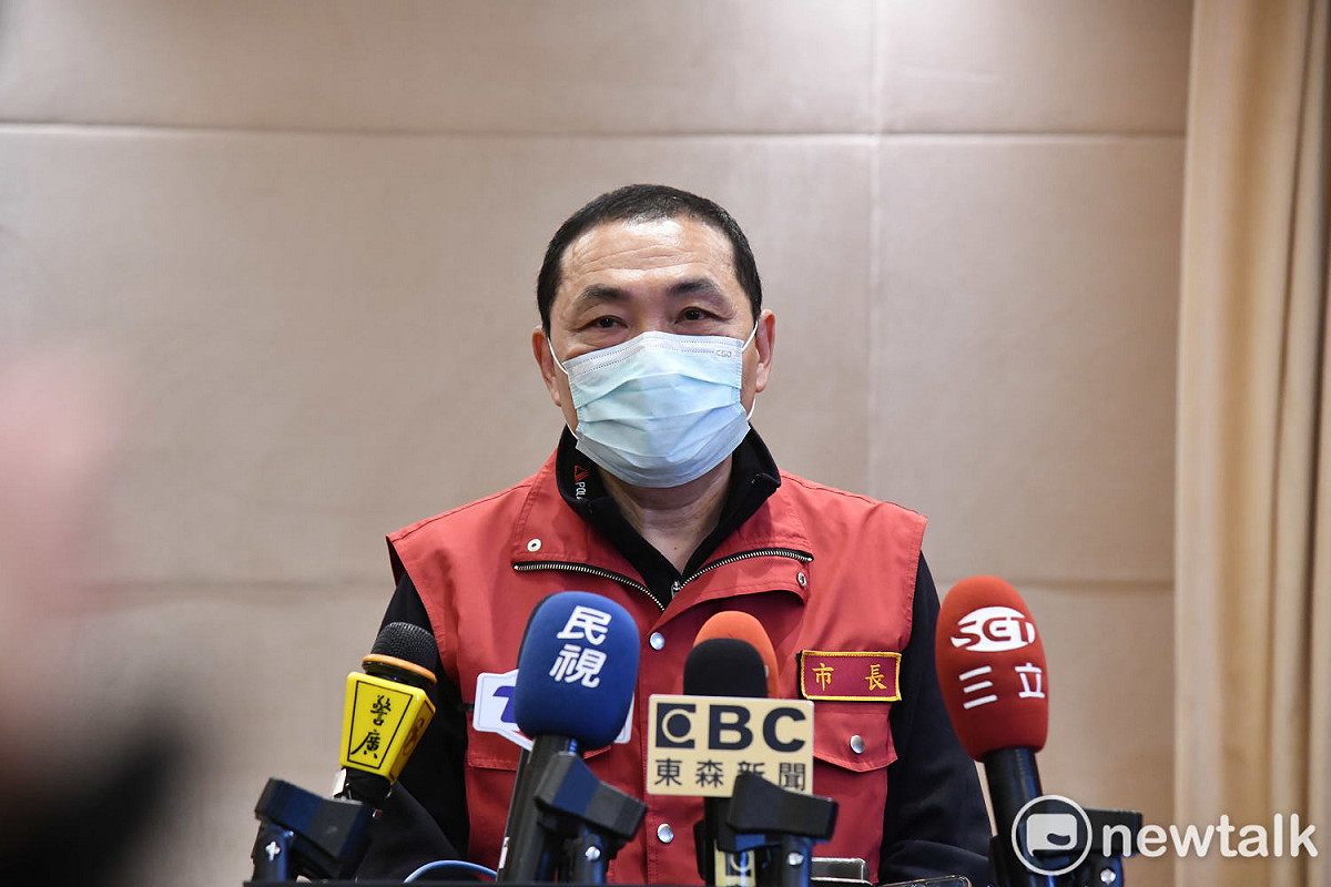 侯友宜表示，疫情尚未結束，建議民眾五一連假最好能待在家中，不要趴趴走。 圖：林昀真／攝