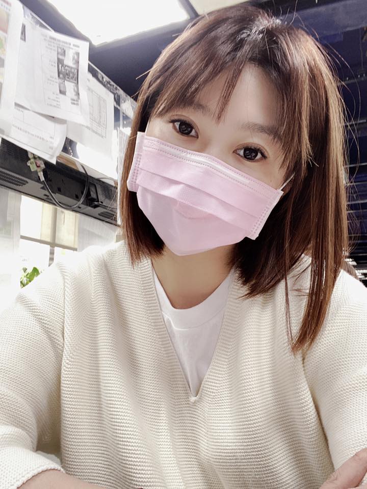 東森新聞主播陳瑩在臉書粉絲專頁怒罵法官，無罪釋放殺警兇手。 圖：翻攝東森主播陳瑩臉書粉絲專頁