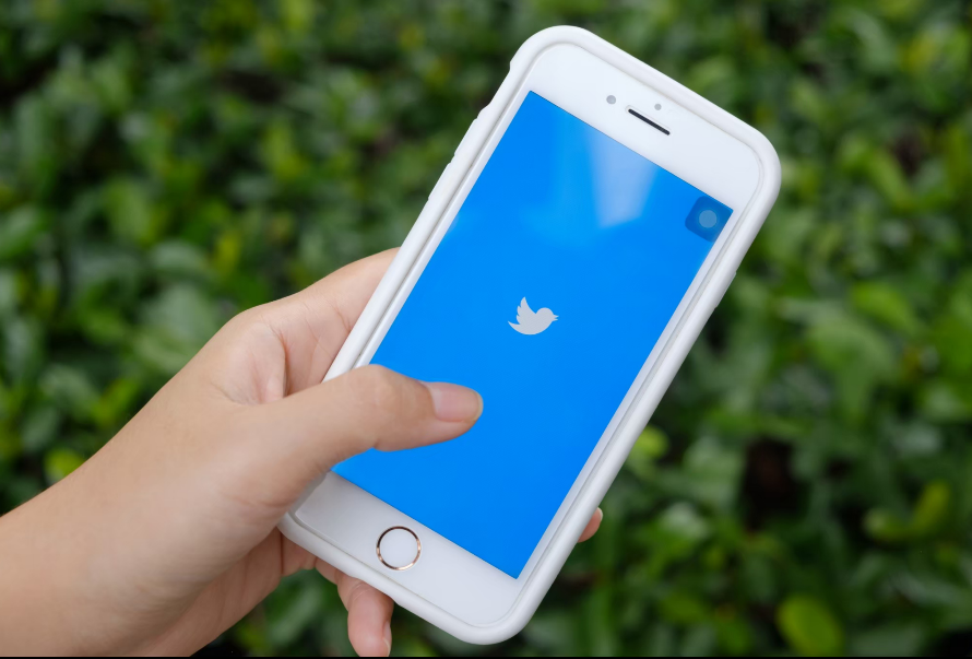 Twitter宣布任命 AI專家為獨立董事，外界認為，Twitter有意藉AI之力，加強監管平台上的武漢肺炎疫情假消息及美國總統大選假新聞。 圖：新頭殼資料照
