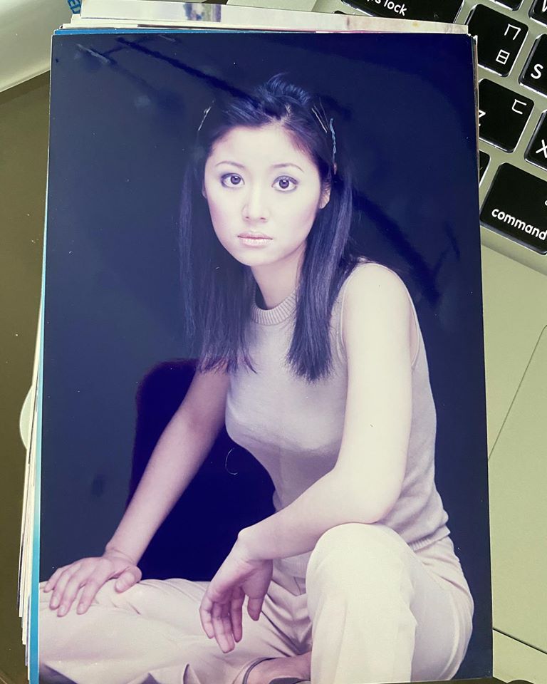 22歲的煙燻妝讓林心如本人驚呼：「我真的受驚嚇了！」。 圖 : 翻攝自林心如臉書