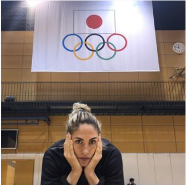 法國31歲的運動員愛洛蒂(Elodie Clouvel)3月25日受訪時指出，自己和男友在去年10月前往武漢參加世界軍人運動會時就感染武漢肺炎。 圖：翻攝自Elodie Clouvel IG