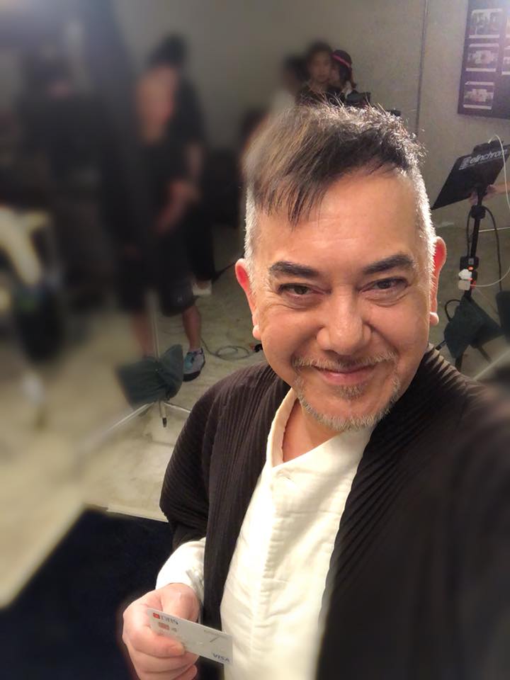 港星黃秋生抵台，拍攝公視新戲，該劇集結謝盈萱等金獎演員。 圖：翻攝黃秋生臉書粉絲專頁
