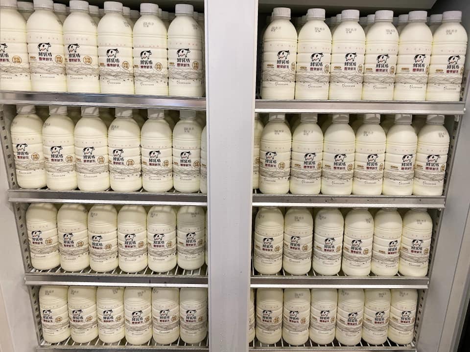 再睡五分鐘用的是「鮮乳坊」品牌鮮奶。 圖：翻攝再睡五分鐘臉書粉絲專頁