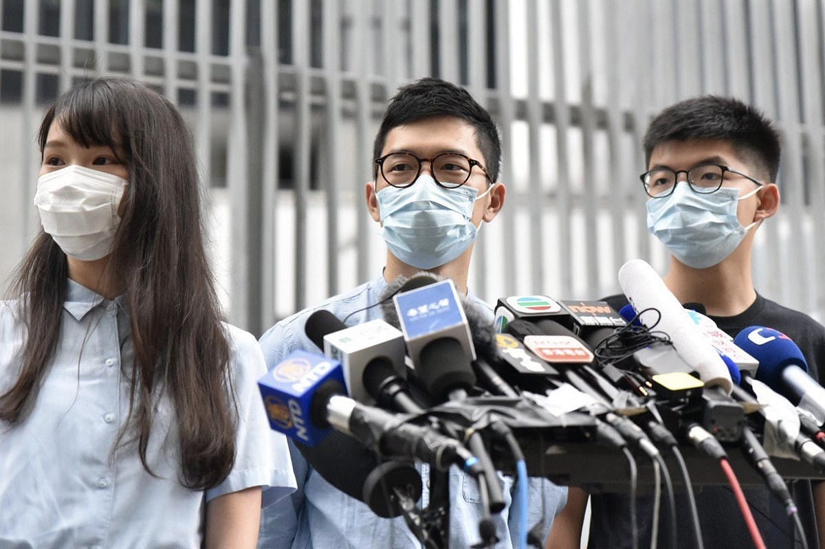 香港眾志創黨主席羅冠聰、秘書長黃之鋒、前副秘書長周庭6月30日接連退出香港眾志。 圖：翻攝自黃之鋒臉書