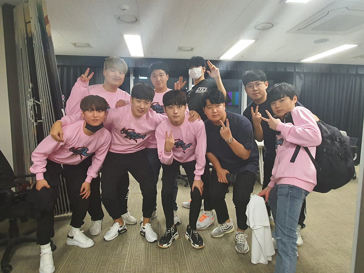 RunAway在這場傳奇般的表演賽逆轉LH並以3比2勝出。 圖：翻攝自RunAway twitter