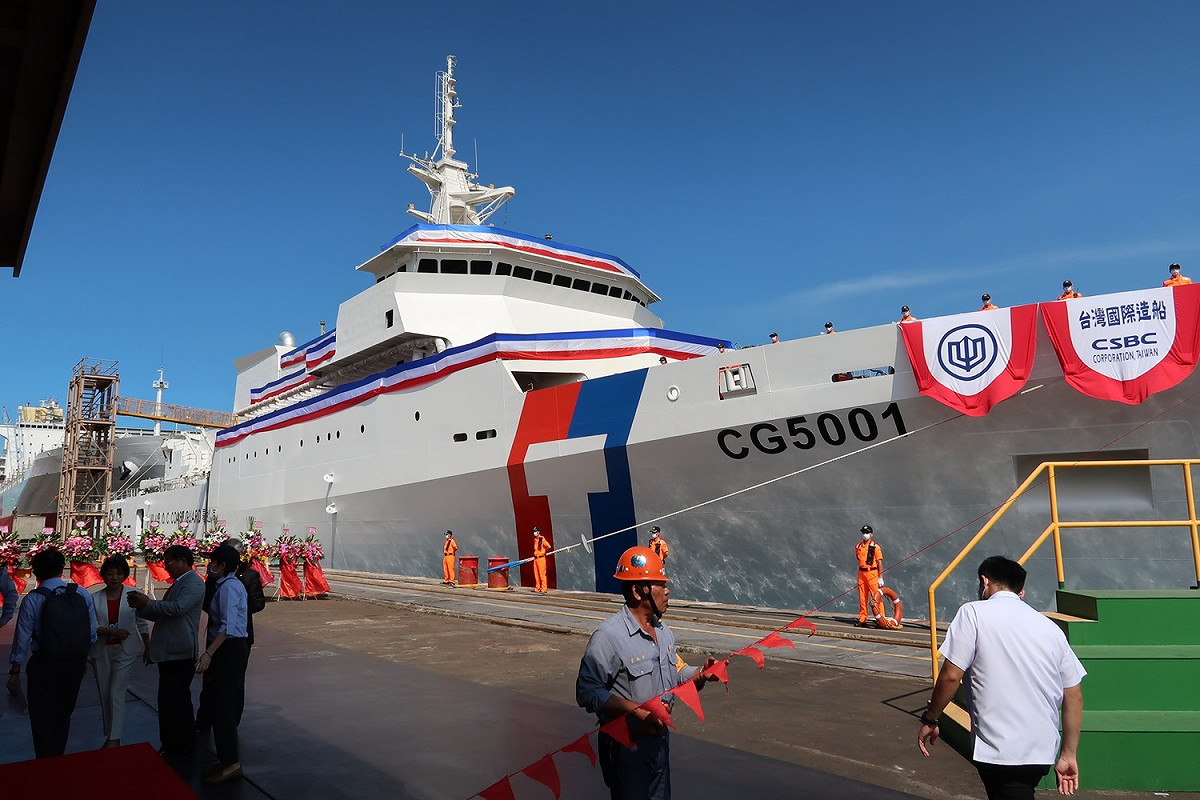 海巡署4千頓級巡防艦嘉義號下水 圖：林朝億/攝