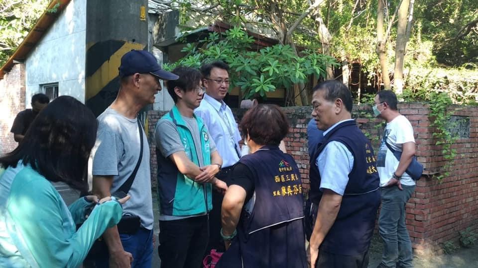 市議員江肇國、文化局長張大春到現場了解狀況。 市議員江肇國/提供