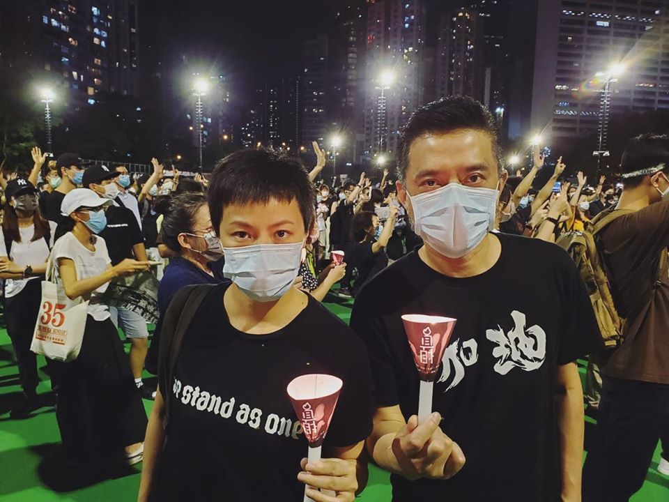 美國制裁名單出爐，何韻詩發文大喊「香檳缺貨了」。 圖：翻攝何韻詩HOCC臉書