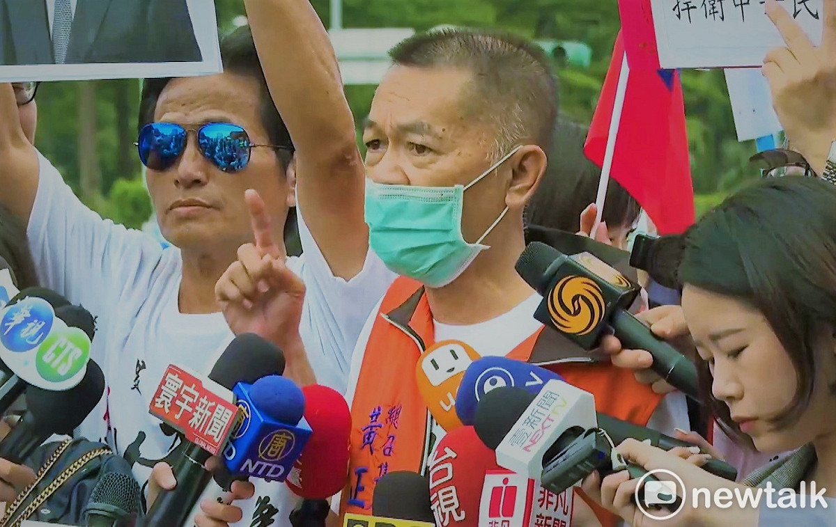 民主監督聯盟召開記者會，強調仍會堅持上凱道。 圖：黃建豪/攝