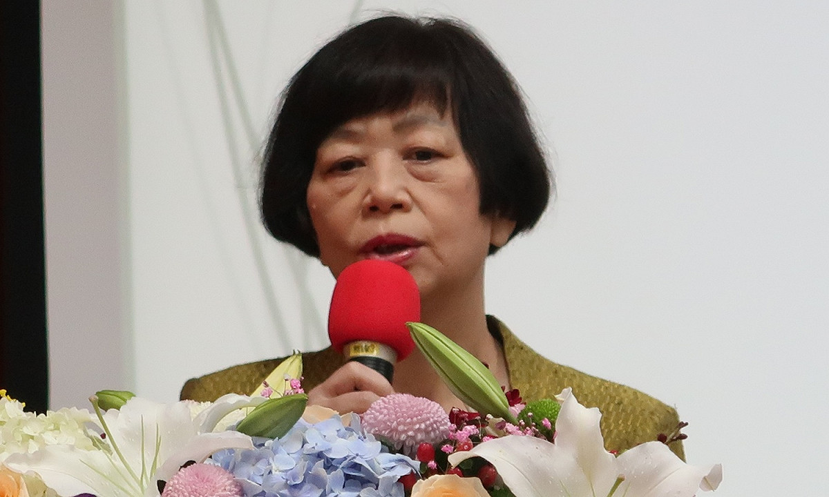 麥朝成的夫人林素貞 圖：林朝億/攝