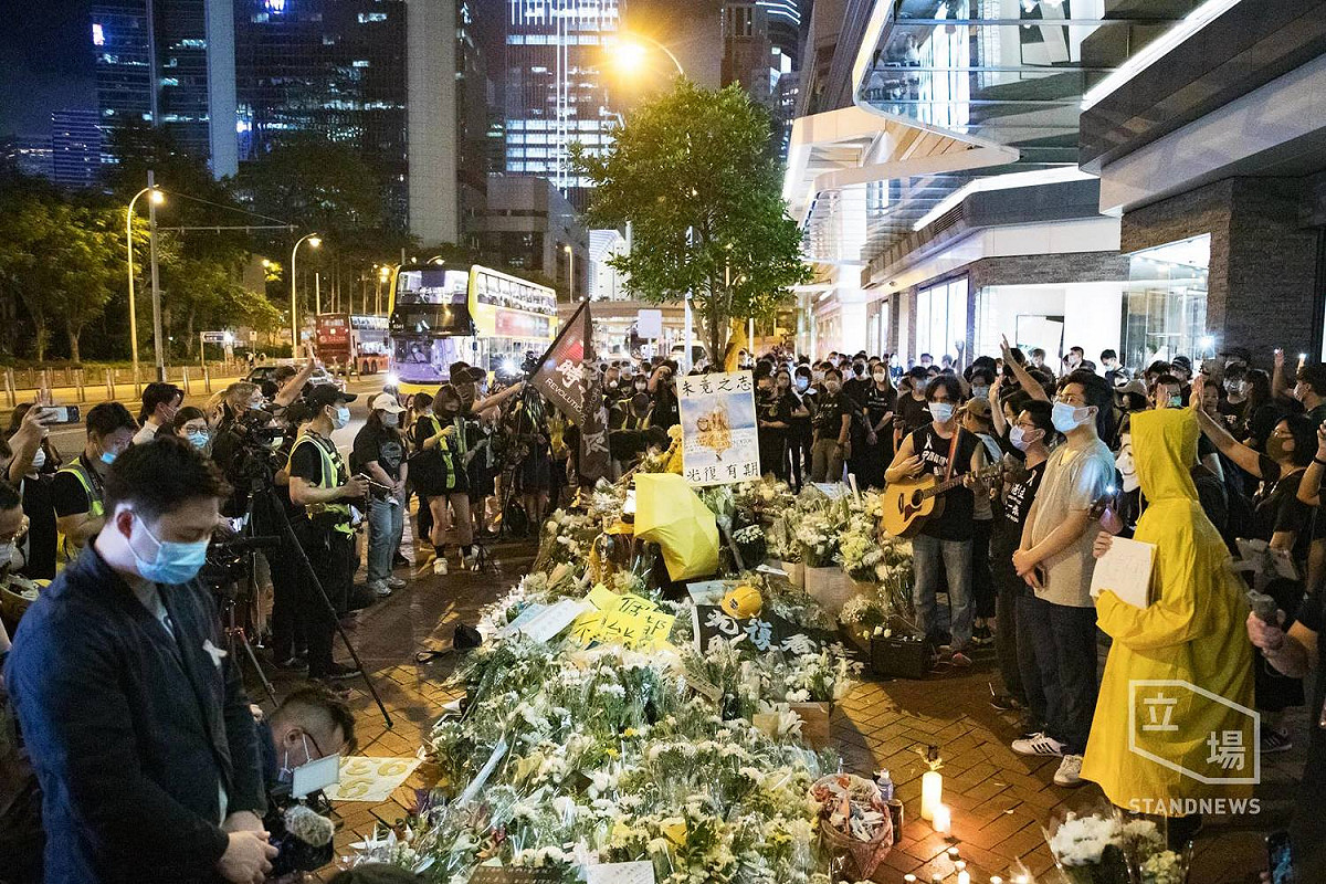 今天是反送中運動期間，第一位身亡的抗爭者梁凌杰逝世一週年忌日。 圖：翻攝自立場新聞臉書