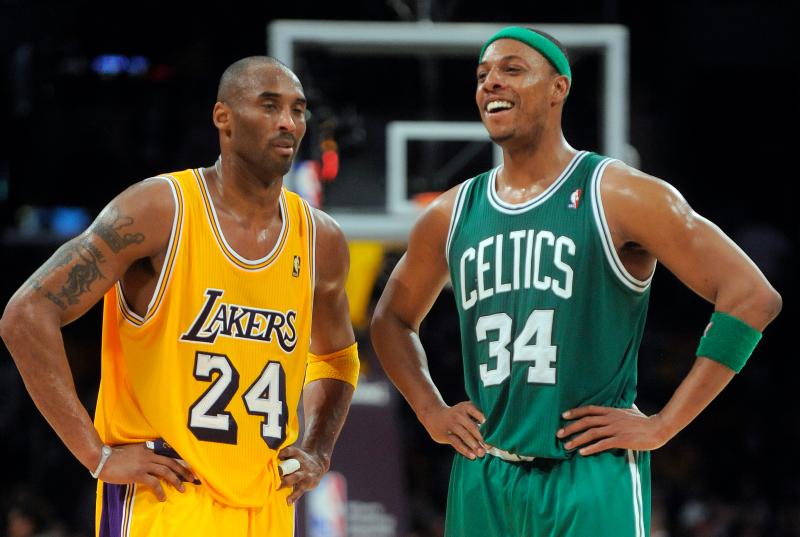 Kobe Bryant(左)、Paul Pierce。 圖／美聯社／達志影像