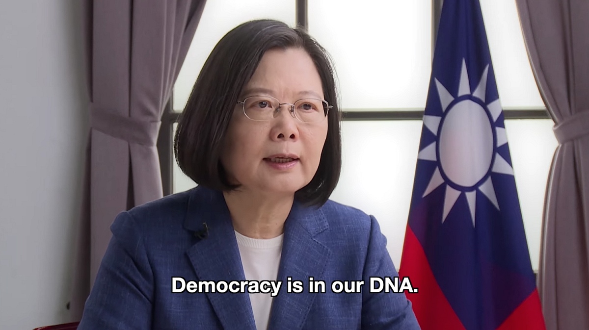 總統蔡英文今（19）應邀參與「哥本哈根民主高峰會」（Copenhagen Democracy Summit）視訊會議。 圖：翻攝自「總統府」YouTube