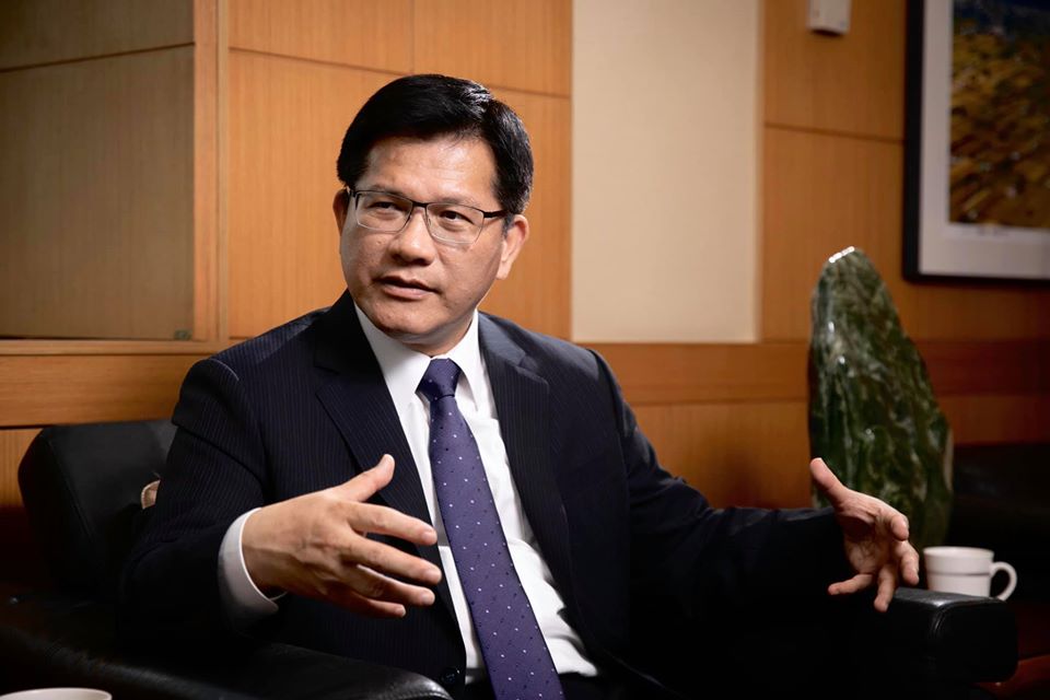 交通部長林佳龍今日表示，預計旅宿業紓困3.0最快可7月上路。 圖：翻攝林佳龍臉書粉絲專頁