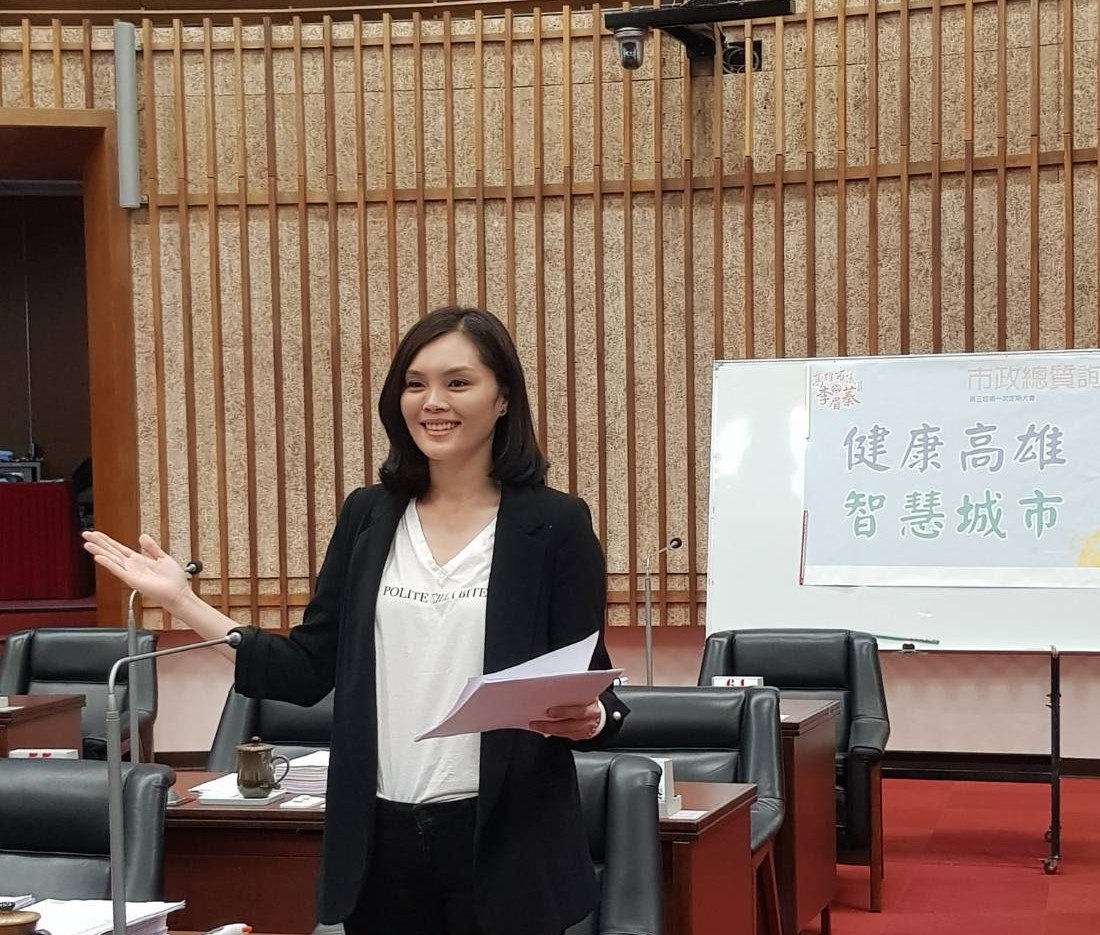 國民黨今（23）日傳出將徵召高雄市議員李眉蓁，競選高雄市長補選。 圖：翻攝自李眉蓁臉書