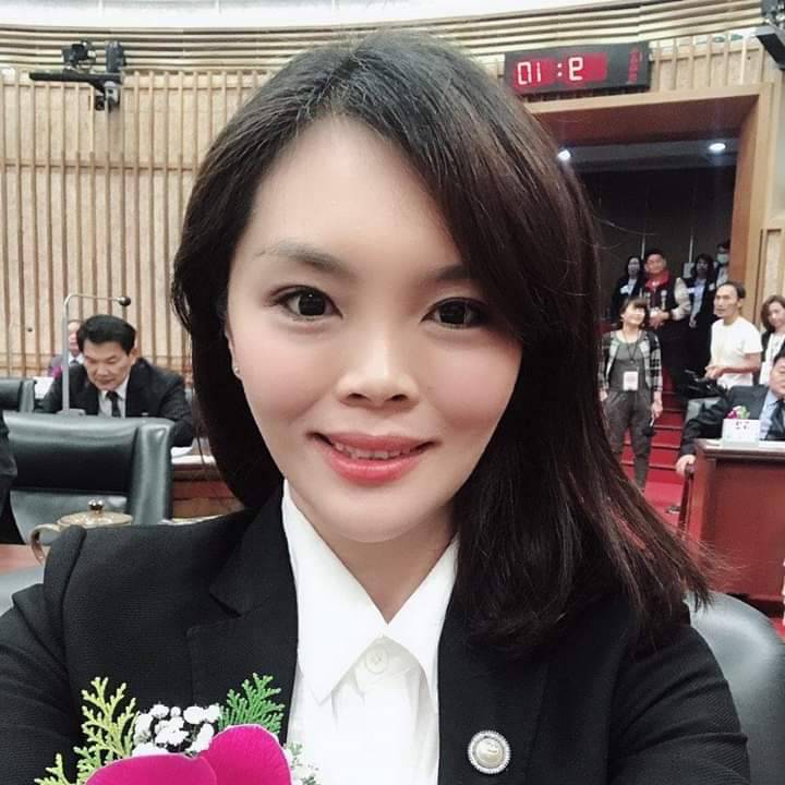 高雄市議員李眉蓁將獲國民黨徵召參與高雄市長補選。 圖：翻攝李眉蓁臉書