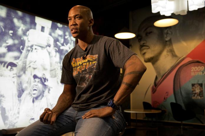 Stephon Marbury為Derrick Rose僅獲底薪合約，而感到不平。 圖／美聯社／達志影像