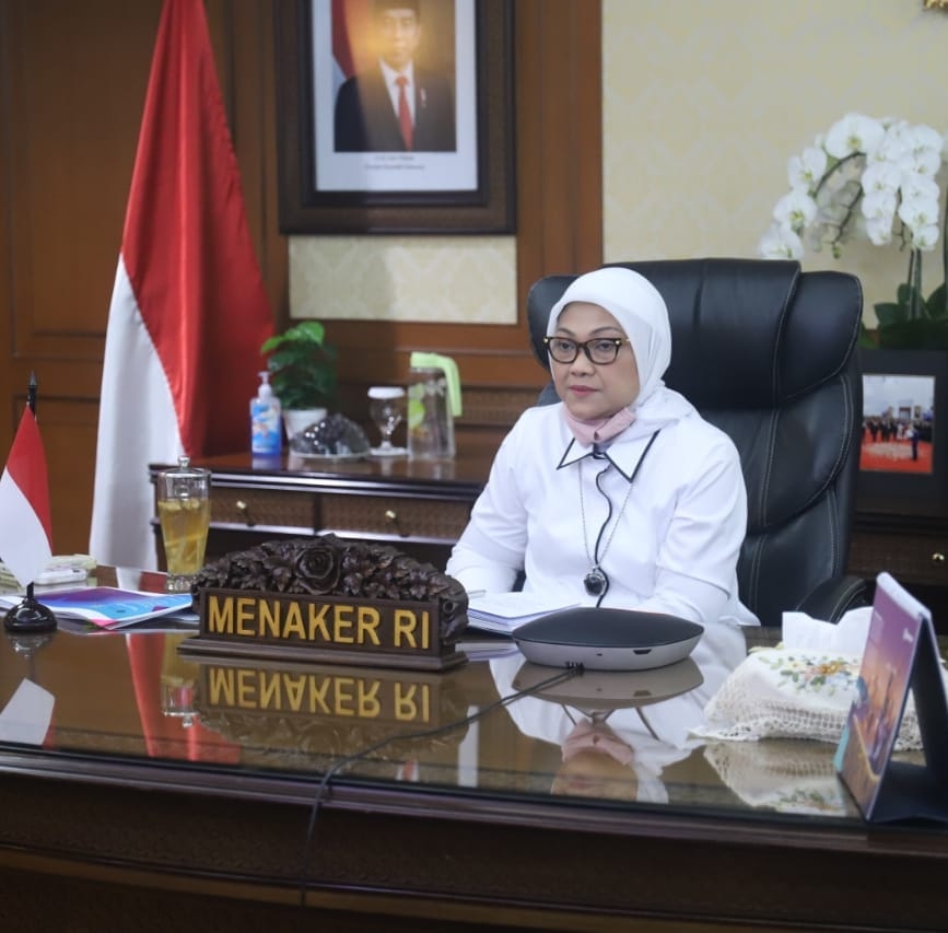 印尼勞動部長伊達（Ida Fauziyah）26日再為放行中國移工辯護，指出這些投資屬於印尼的國家策略發展項目。 圖：取自Ida Fauziyah臉書