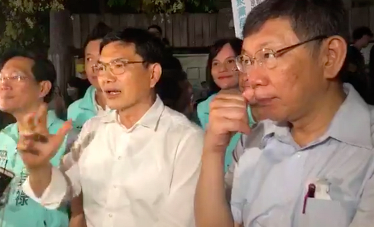 柯文哲高雄輔選 吳益政盼助傳統業提升附加價值