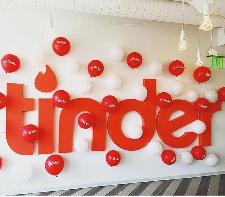交友軟體Tinder推出App內使用的虛擬貨幣。 圖：取自官方臉書