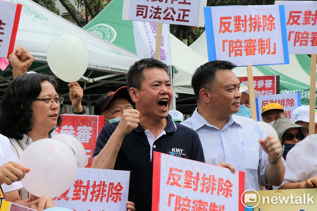 林為洲批評， 當大家質疑民進黨綱領中表態支持陪審制時，柯建銘確回應那只是對抗國民黨策略。 圖：謝孟華/攝