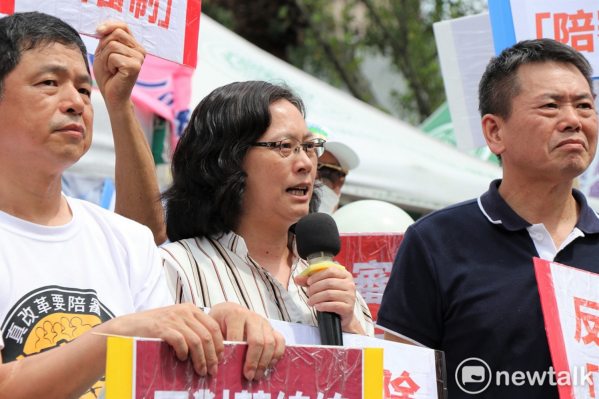 民眾黨立委賴香伶點名民進黨立法院總召柯建銘，批評他協商時傲慢，態度讓在野黨無法接受。 圖：謝孟華/攝（資料照）
