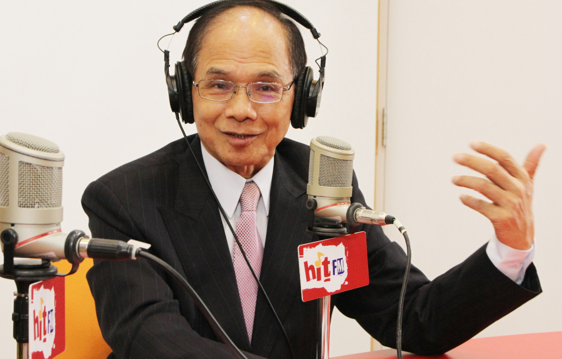 游錫堃呼籲馬英九多看國際新聞。  圖:Hit Fm《周玉蔻嗆新聞》製作單位提供