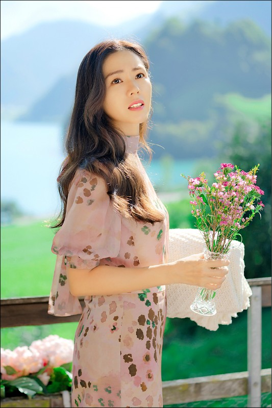 演出韓劇《愛的迫降》女主角，38歲南韓女星孫藝珍，將進軍好萊塢。 圖：NETFLIX/提供