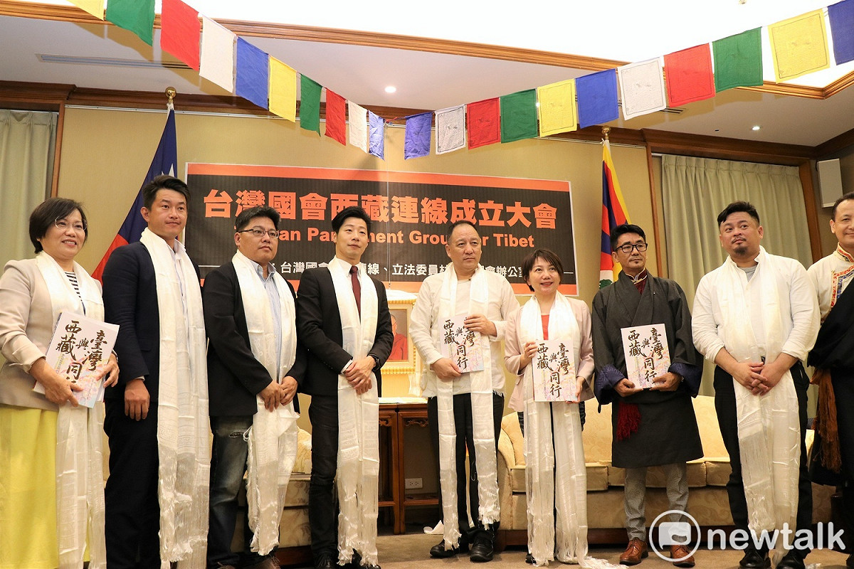 「台灣國會西藏連線」2020年7月8日舉行成立大會，立委林昶佐、陳柏惟、劉世芳和邱顯智均出席。 圖：謝孟華/攝