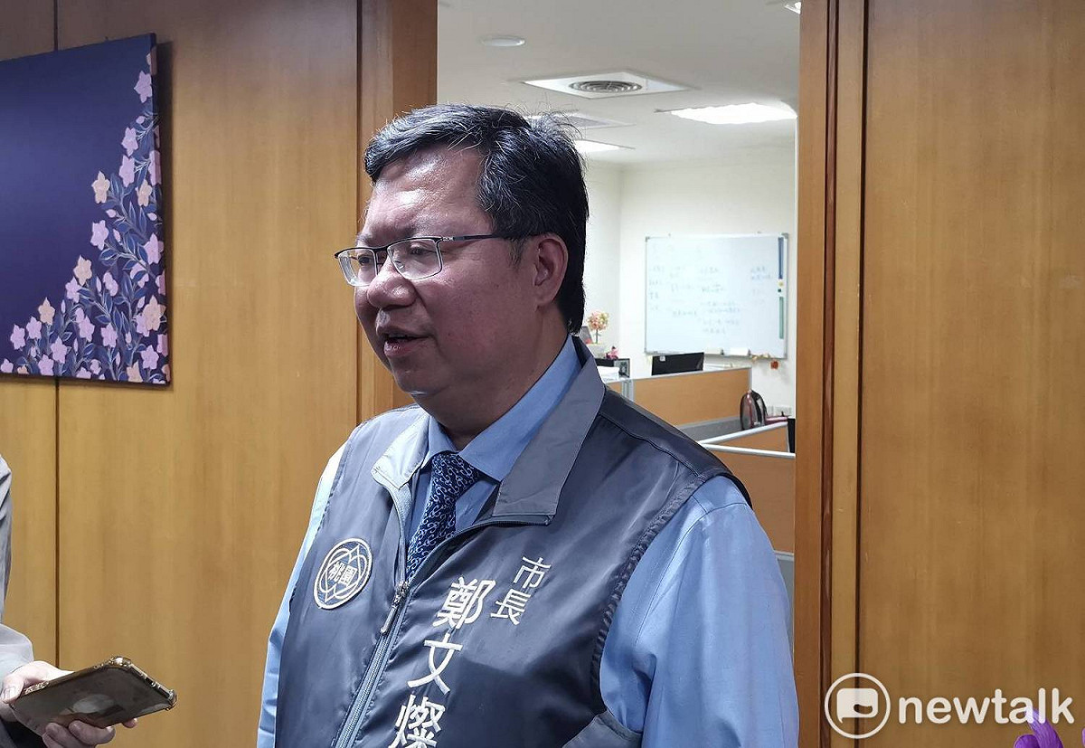 鄭文燦希望教育部能與台電協商電費優惠方案，減輕學子使用冷氣負擔。 圖：林昀真/攝
