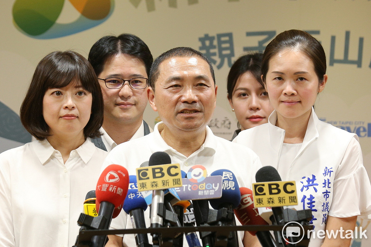 侯友宜認為自己還有很多做不好的地方，應更加緊努力，盡力做好市長責任。 圖：林昀真／攝