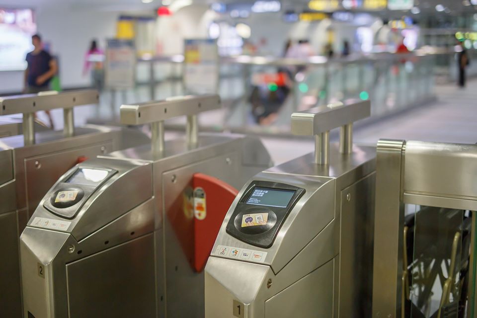 台北捷運公司今（15）日表示，下午2點52分因台電供電異常，造成捷運板南線跳電3分鐘。目前已恢復正常。 圖：取自台北捷運臉書（資料照）